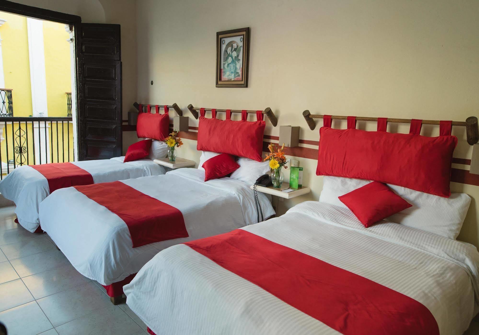 Mision Campeche Hotel Exterior photo
